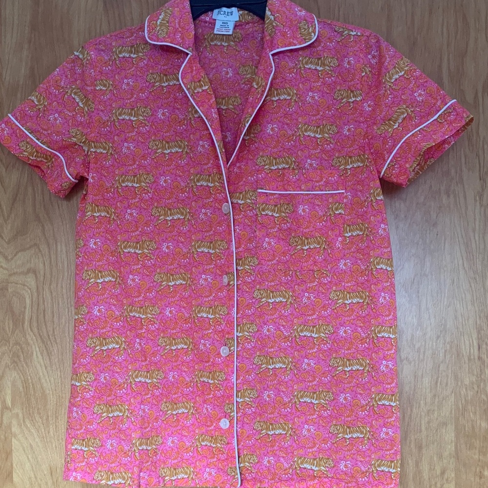 J. Crew NWOT Vibrant Pink 100% Cotton PJ Blouse with Tigers & Paisley XXS